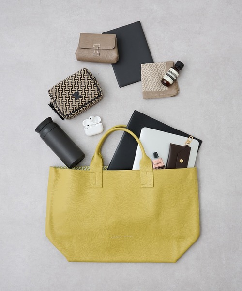 【人気美品】IACUCCI イアクッチ ベージュハンドバッグ ロゴボストンバッグ IACUCCI(イアクッチ)のボストンバッグアイテム一覧 | Rakuten Fashion