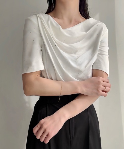 JUNOAH（ジュノア） tシャツ ラインストーン半袖ドレープトップス