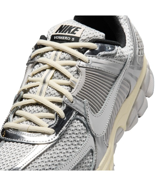 NIKE（ナイキ） スニーカー ズーム ボメロ 5 メンズ : ZOZOTOWN Yahoo