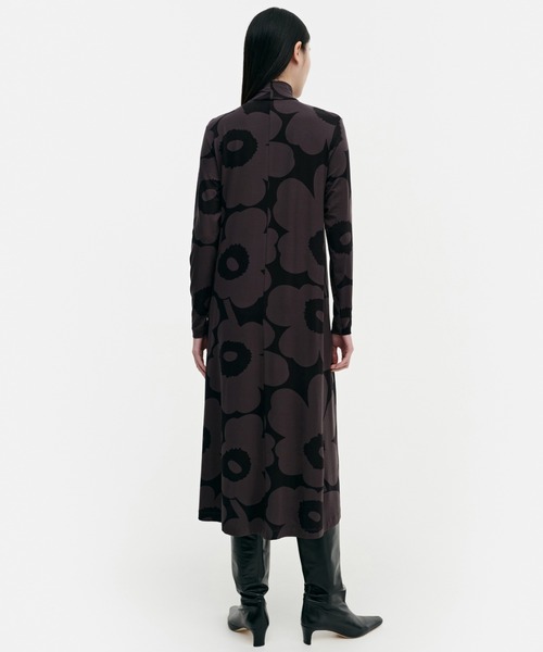 【marimekko】Cavea Unikko ワンピース marimekko ワンピース Unikko / Cavea jersey turtleneck dress