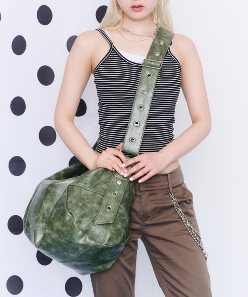 DTYYPE（ドタイプ） ショルダーバッグ バッグ ロゴ入りヴィンテージ風 