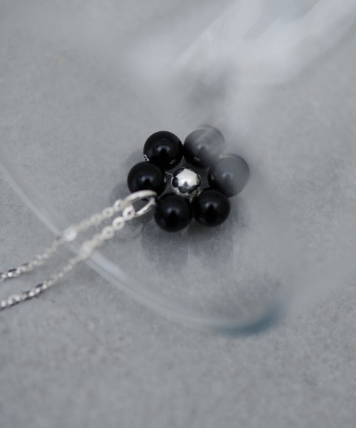 ネックレス Sivelle./Silver925オニキスフラワーネックレス レディースの画像