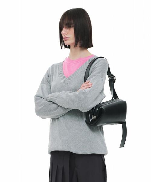 美品 osoi 黒色のショルダーバッグ OSOI」 ショルダーバッグ F ブラック レディース : ZOZOTOWN Yahoo!店