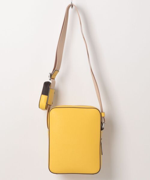 新品未使用 MICHAEL KORS ショルダーバッグ イエロー MICHAEL KORS（マイケルコース） ショルダーバッグ FREE イエロー