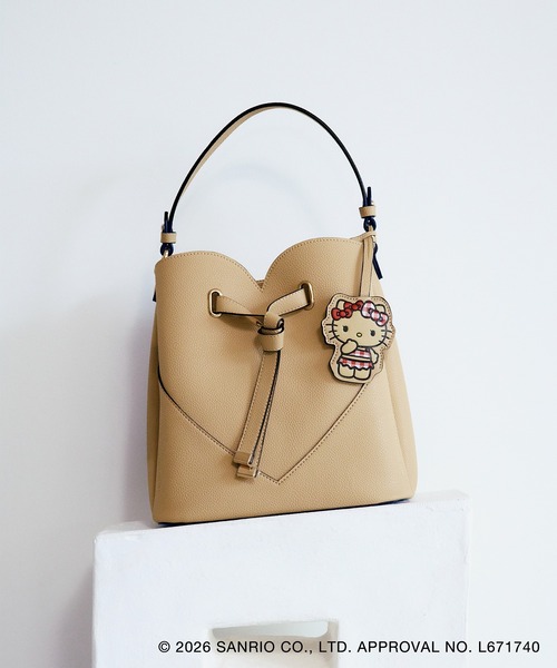 sanrio（サンリオ） ショルダーバッグ バッグ 「HELLO KITTY×VIS
