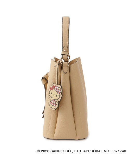 sanrio（サンリオ） ショルダーバッグ バッグ 「HELLO KITTY×VIS