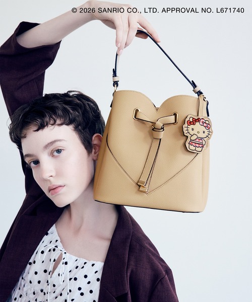 sanrio（サンリオ） ショルダーバッグ バッグ 「HELLO KITTY×VIS