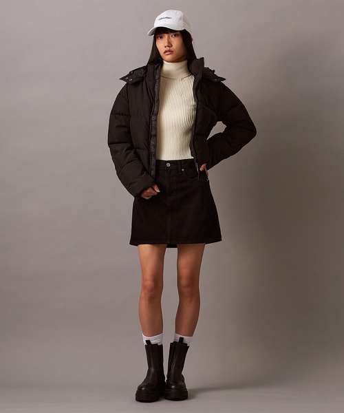 ❤️週末お値下げ　中綿入り　ダウン　ミニスカート　ブラック Calvin Klein（カルバン・クライン） スカート デニムクラシックミニ