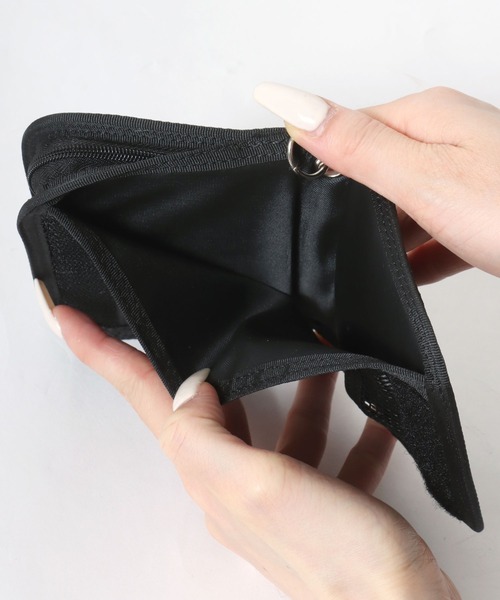Lee（リー） ミニ 二つ折り 二つ折り財布 財布 ロゴ ワンポイント刺繍