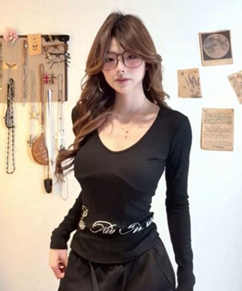 VIBGYOR tシャツ 「EIZZ/アイズ」コルセット風 ウエストロゴ