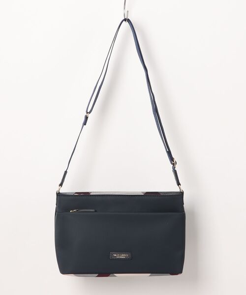 BLUE LABEL CRESTBRIDGE（ブルーレーベルクレストブリッジ 