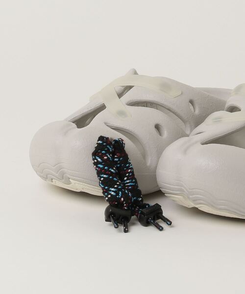 お値下げ KEEN レディース サンダル ペイズリー柄 W6(23cm) KEEN サンダル YOGEEZ / ヨギーズ ALL GENDER メンズ レディース