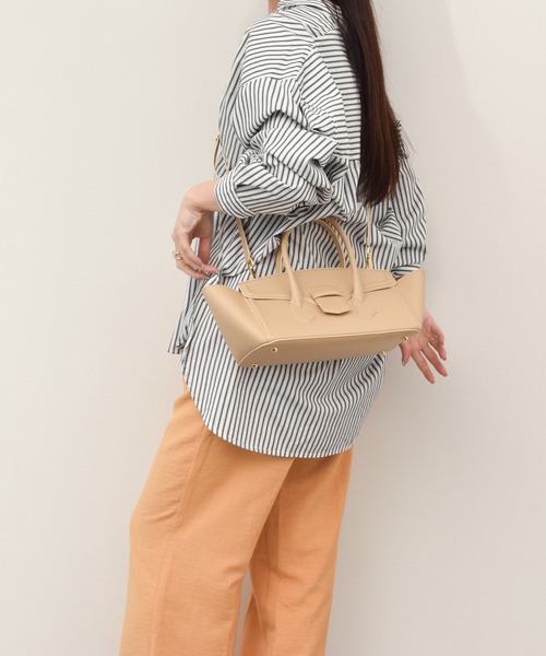 ハンドバッグ 「CHRISTIAN VILLA」レザーワイドハンドバッグ(Q56435)