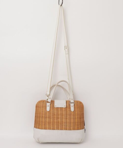 ✨美品✨ケイトスペード❣️かごバッグ　2way　内装花柄　ベージュ×ホワイト 花柄 kate spade new york(ケイトスペード) かごバッグ