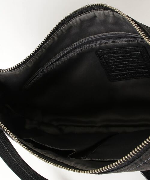 Coach ブラック ショルダーバッグ COACH ブラック ショルダーバッグ