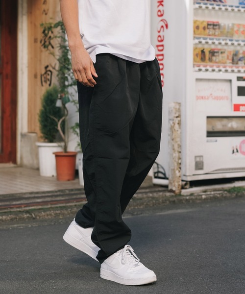 バーラップアウトフィッター track pant burlap outfitter ナイロンパンツ BURLAP OUTFITTER バーラップアウトフィッター TRACK PANT パンツ S ナイロン ベージュ 古着の販売・通販なら