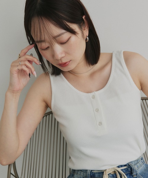 ad thie（アドティエ） タンクトップ ノースリーブ 前ボタン ヘンリー