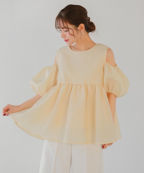かずみん　fitmoreオープンショルダーフリルトップス オープンショルダーフリンジトップス【宅配便】 | Fit more