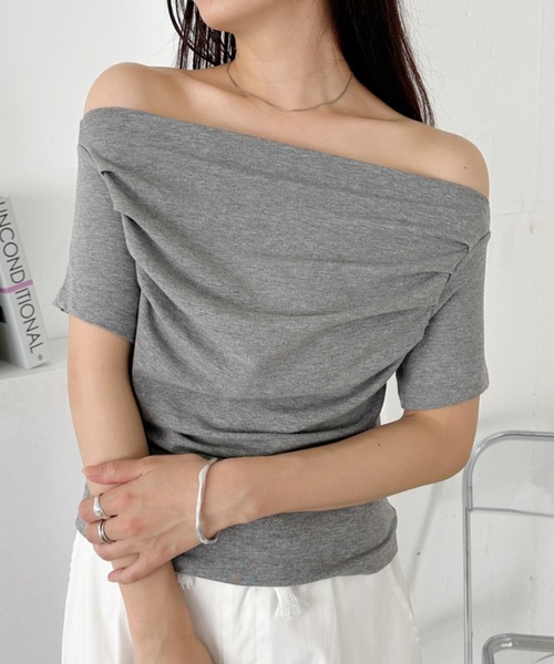 CLEA tシャツ タックデザイン ドレープオフショルダー半袖