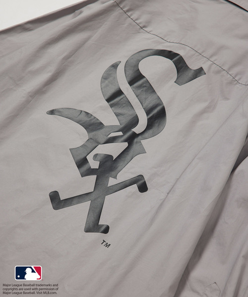 【MLB COLLECTION BY JUN】チームロゴプリントシャツ ADAM ET ROPE' シャツ 「MLB COLLECTION BY JUN」チームロゴ