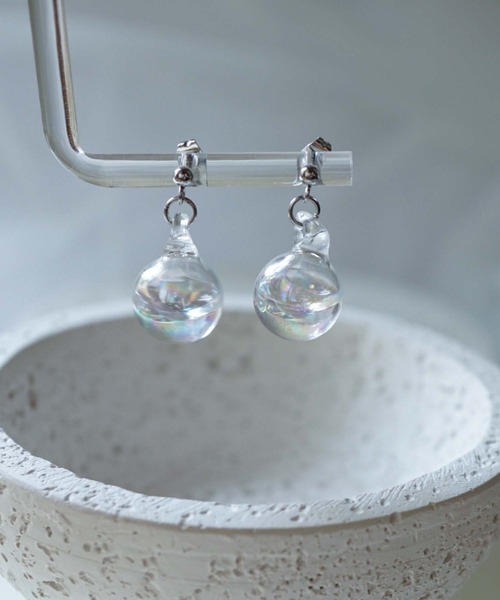 CERCA ピアス jolie minette/ シンプル 水入りオーロラガラスドーム