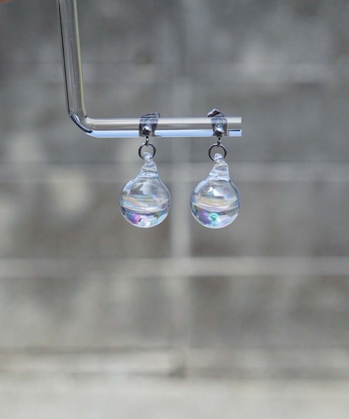 CERCA ピアス jolie minette/ シンプル 水入りオーロラガラスドーム