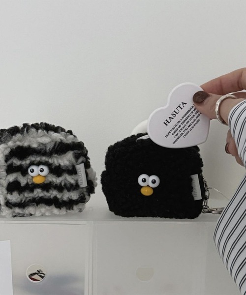 LYEON（リヨン） ポーチ ふわふわボアモンスタージップポーチ