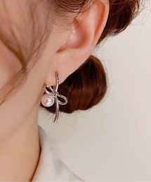 LA VORAGINE（ラ ヴォラジネ） ピアス アレルギー対応リボンパール