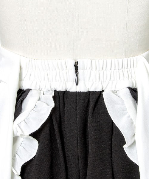 AVENCHUMU スカート Like an apron draped skirt : ZOZOTOWN