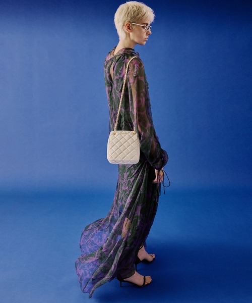 CHARLES ＆ KEITH ショルダーバッグ バッグ Alva アルヴァ