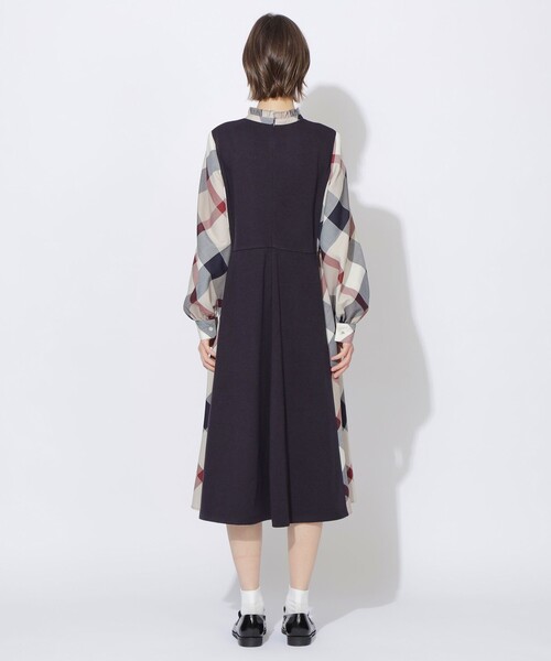 BLUE LABEL CRESTBRIDGE（ブルーレーベルクレストブリッジ