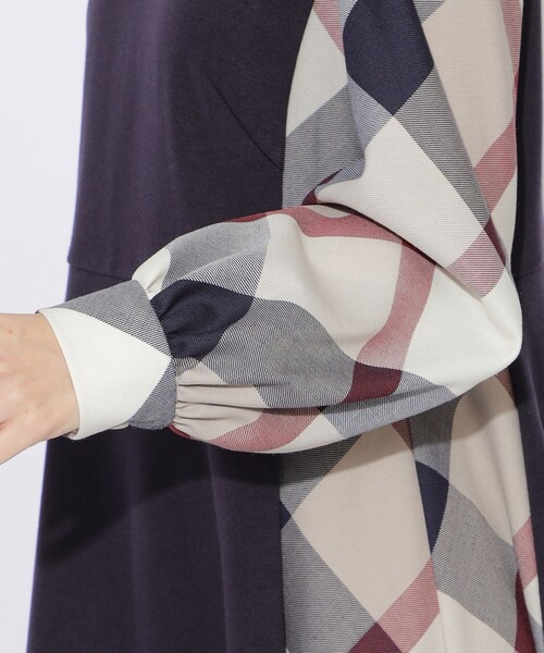 BLUE LABEL CRESTBRIDGE（ブルーレーベルクレストブリッジ