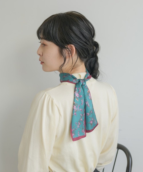 HERMES 2020ランウェイ着 カレ スカーフ ハイネックニット E4486 HERMES 2020ランウェイ着 カレ スカーフ ハイネックニット E4486