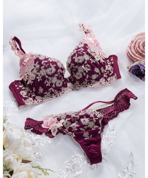 ワイヤーありブラ&ショーツセットSoft Touch ☆ CHANTAL THOMASS ワイヤーありブラ&ショーツセットSoft Touch ☆ CHANTAL THOMASS