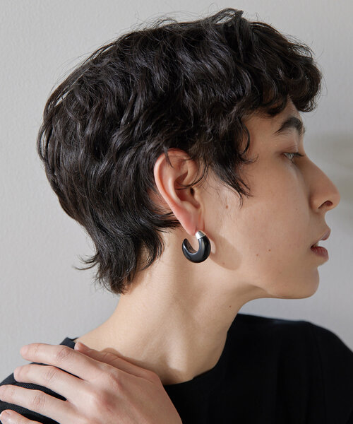 【THE PAUSE】ストーンドロップピアス（ブラック） セール】【THE PAUSE】ストーンドロップピアス（ピアス（両耳用