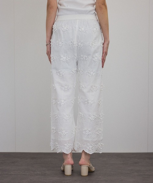 SALON adam et rope' パンツ 「WEB限定」3Dフラワーレースワイド