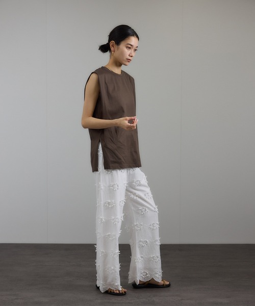SALON adam et rope' パンツ 「WEB限定」3Dフラワーレースワイド