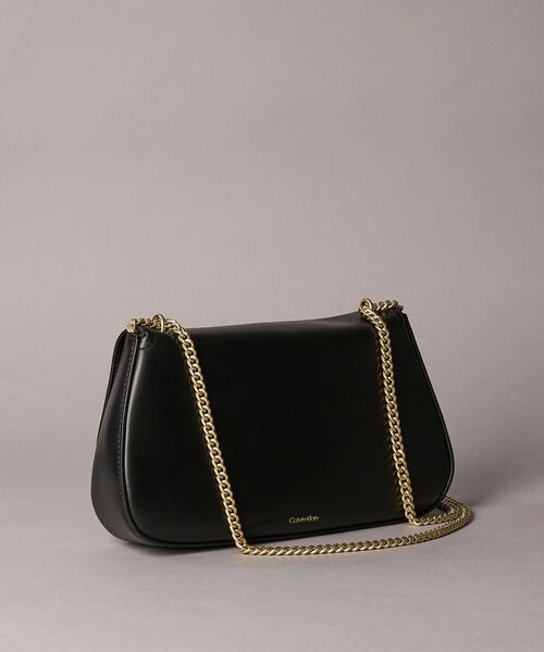 美品　カルバンクライン　ショルダーバック　ハンドバック　バック　ショルダー CALVIN KLEIN】◇モノグラム◇チェーン ショルダーバッグ◇ (Calvin