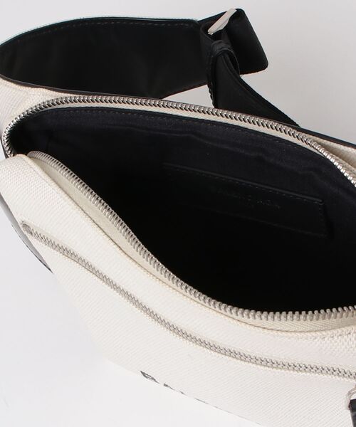 BALENCIAGA（バレンシアガ） ショルダーバッグ - ベージュ レディース