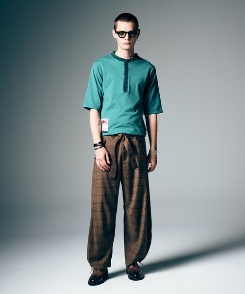定価25300円　glambグラム　レーヨン　サルエル　テーパードスラックス　M glamb（グラム） ワイドパンツ スラックス Barrel Belt Slacks