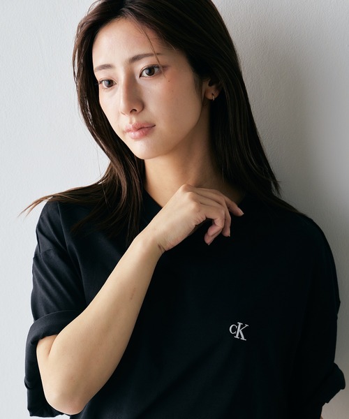 Calvin Klein Jeans（カルバンクラインジーンズ） tシャツ 「ユニ