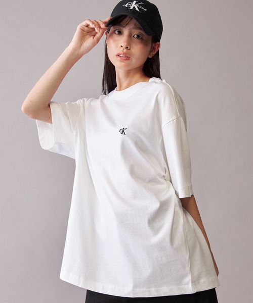 Calvin Klein Jeans（カルバンクラインジーンズ） tシャツ 「ユニ