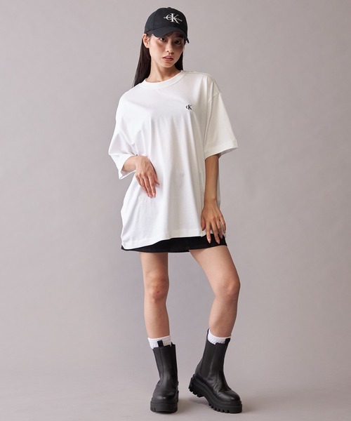あ*様 ジョングク   半袖Tシャツ カルバンクライン Calvin Klein Jeans（カルバンクラインジーンズ） tシャツ 「ユニ