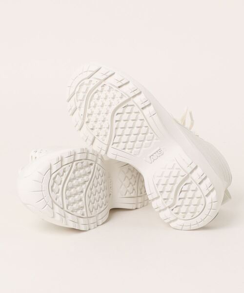 【VANS】 ヴァンズ WOMBAT HI WHITE/WHITE 国内発送 VANS ヴァンズ WOMBAT HI ウォンバット ハイ V2565 WHITE/WHITE