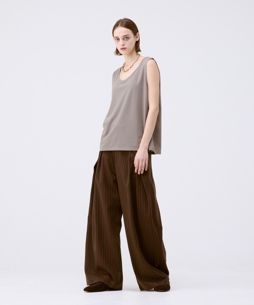 soerte　トリコットピケプリーツタンクトップ　2 soerte タンクトップ TRICOT PIQUE SLEEVELESS PLEATS TANKTOPS