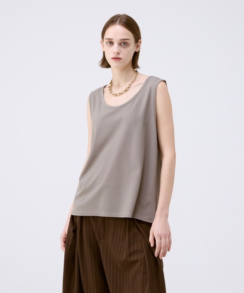 soerte　トリコットピケプリーツタンクトップ　2 soerte タンクトップ TRICOT PIQUE SLEEVELESS PLEATS TANKTOPS