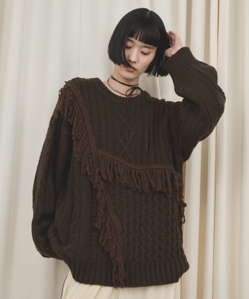 AIC. ニット セーター アシンメトリーフリンジケーブルニット