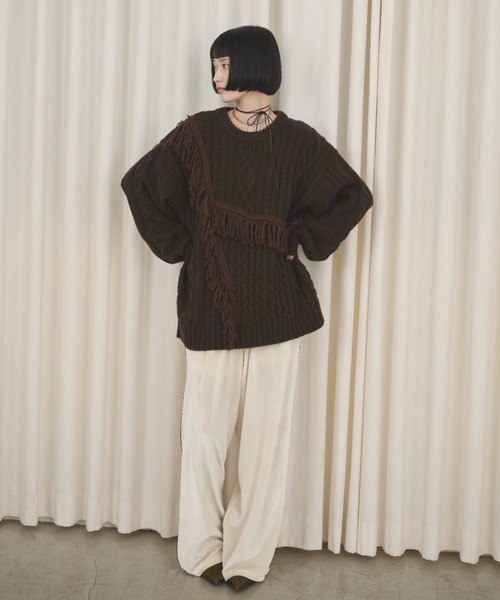 AIC. ニット セーター アシンメトリーフリンジケーブルニット