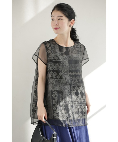新作8月27日 版画アートの重なるベールカットソートップス  トップス ブラウス レディース ファッション 春服 夏服 着回し シフォン 体型カバー cawaii w61418ps S~L対応 ブラック 日常使い キレイめ シンプル ミセス 30代 40代 50代 cawaii tシャツ 版画アートの重なるベールカットソートップス