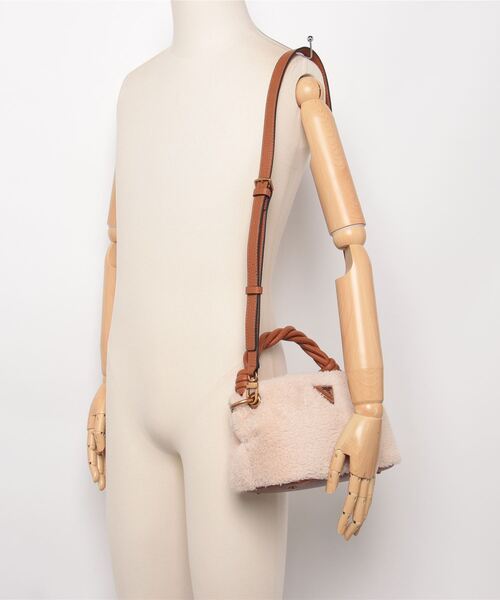GUESS（ゲス） ショルダーバッグ バッグ SHAIDA Top Handle Crossbody